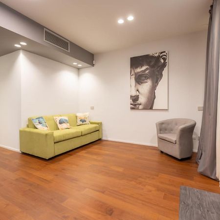 We Home - Broletto Boutique Milano Exteriör bild